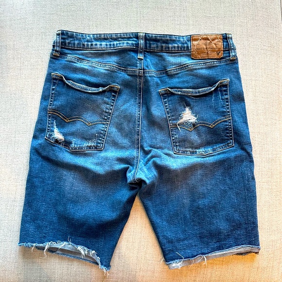 American Eagle Jean Shorts - Picture 4 of 4
